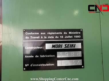فرز سی ان سی چهار محور Mori Seiki mv40 ساخت ژاپن